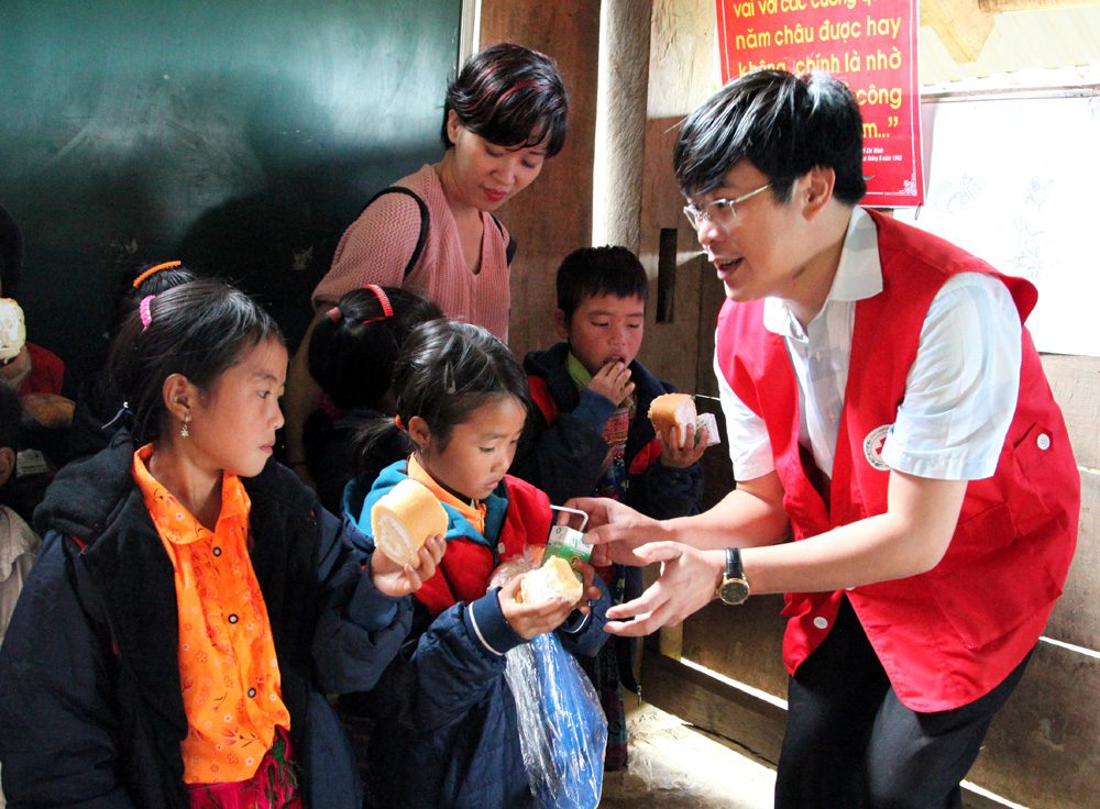 Mi2 JSC đồng hành cùng học sinh vùng cao Nậm Pồ – Điện Biên 8/2015