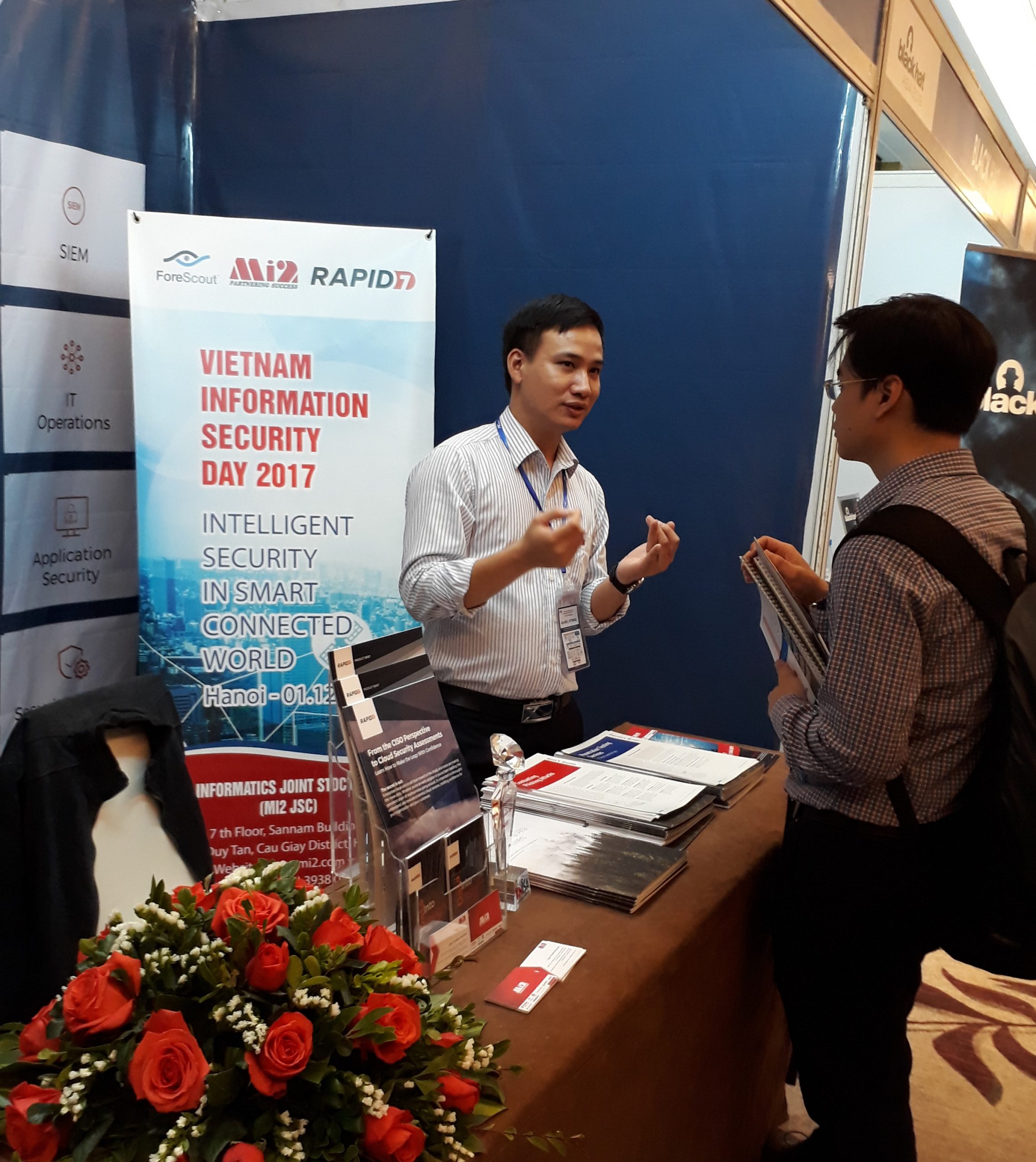 Mi2 với Ngày An Toàn Thông Tin Việt Nam 2017 tại Hà Nội: An toàn thông minh trong thế giới kết nối mới